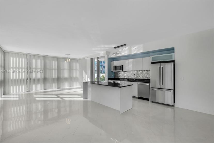 Picture of 3131 NE 188Th St # 507, Aventura FL 33180