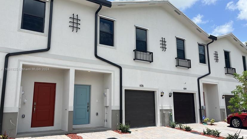 Picture of 606 SW 12 Th Street # 0, Homestead FL 33034
