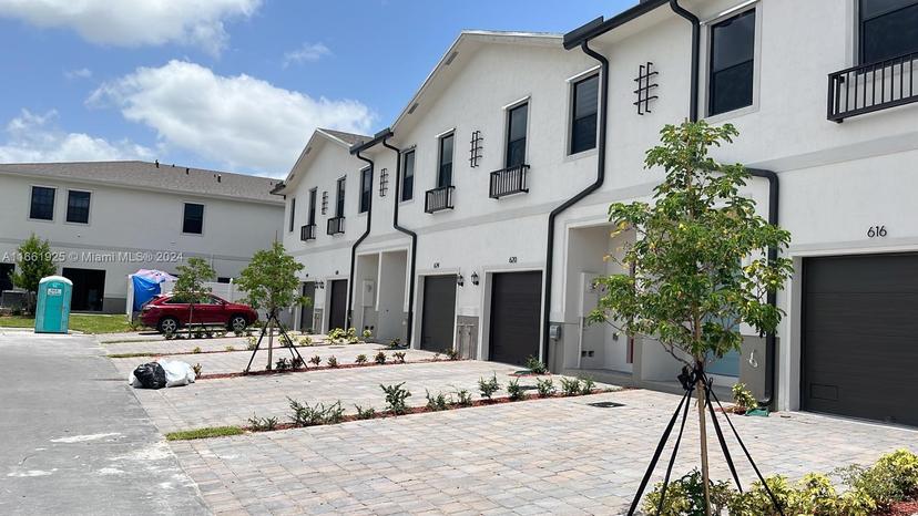 Picture of 606 SW 12 Th Street # 0, Homestead FL 33034