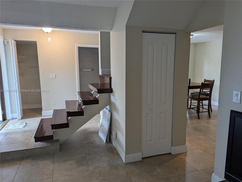 Picture of 3514 Gardens East Dr # A, Palm Beach Gardens FL 33410