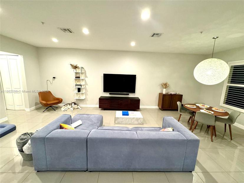 Picture of 12432 NW 17Th Mnr, Pembroke Pines FL 33028