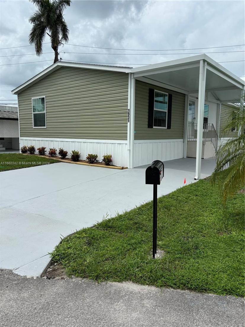 Picture of 1931 SW 85Th Ln, Davie FL 33324