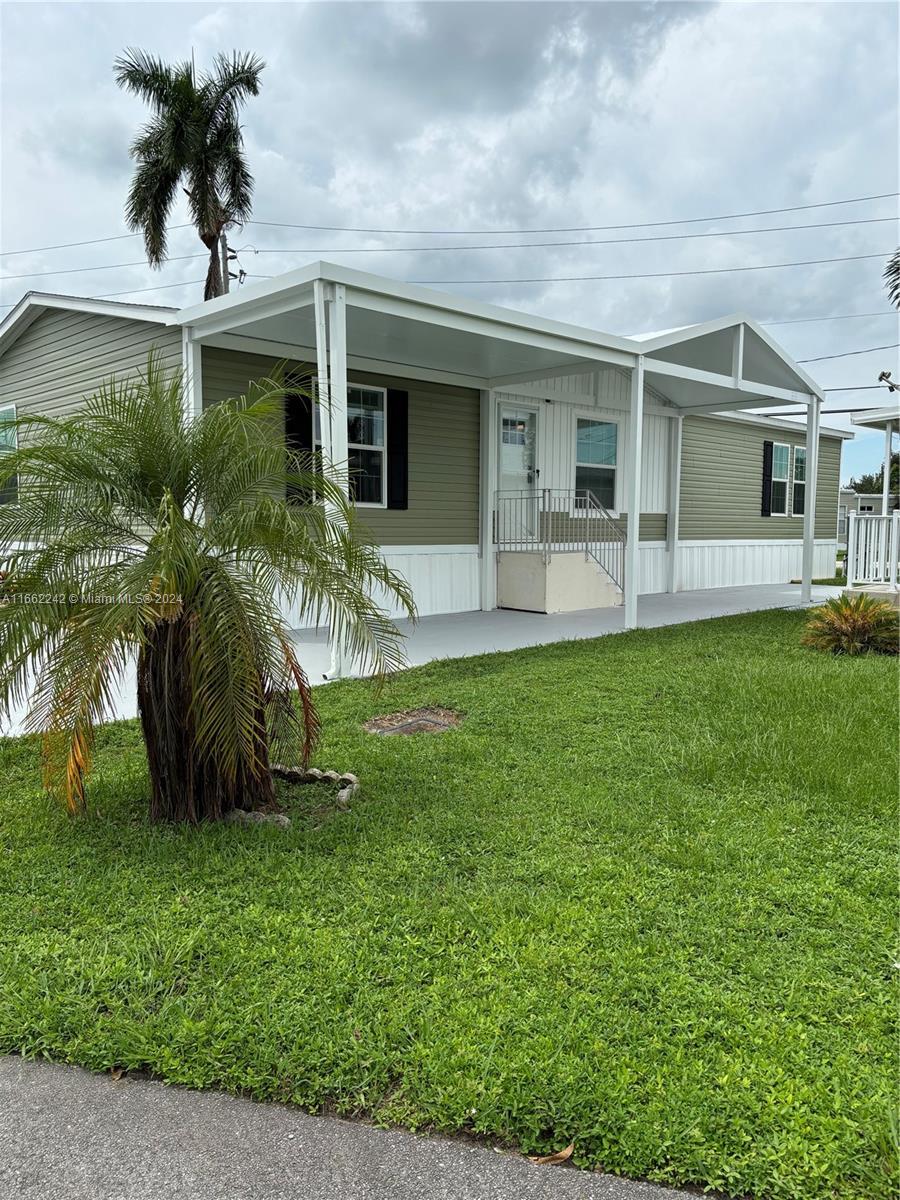 Picture of 1931 SW 85Th Ln, Davie, FL 33324