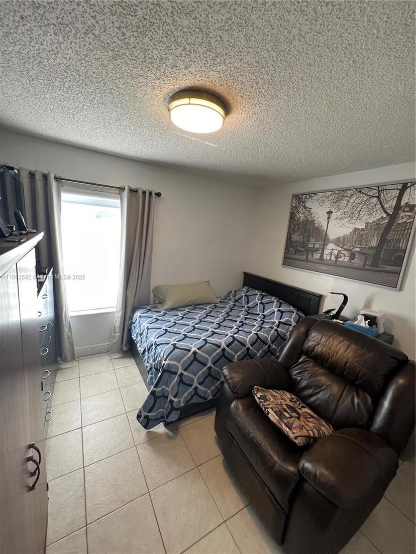 Picture of 17491 SW 137Th Ct, Miami FL 33177