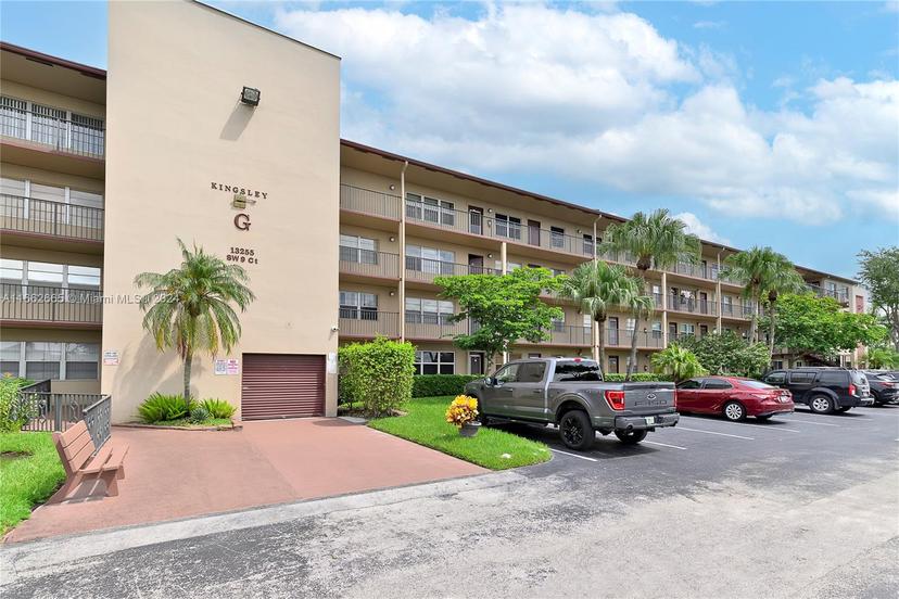Picture of 13255 SW 9Th Ct # 114G, Pembroke Pines FL 33027