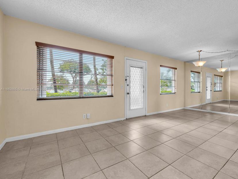 Picture of 13255 SW 9Th Ct # 114G, Pembroke Pines FL 33027