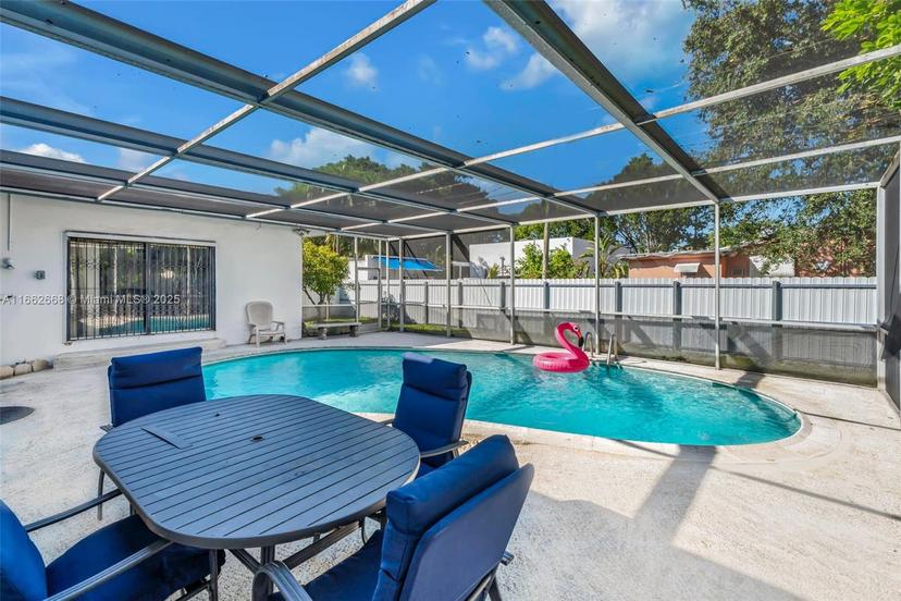 Picture of 1045 NW 47Th Ter, Miami FL 33127