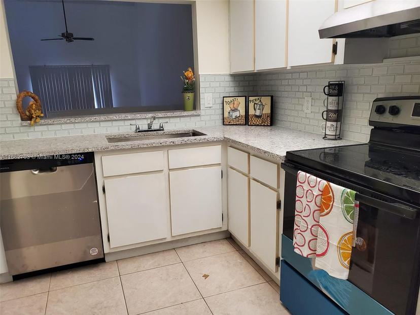 Picture of 4206 SW 87Th Ter # 4206, Davie FL 33328