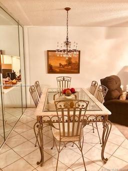 Picture of 215 SE 3Rd Ave # 405B, Hallandale Beach, FL 33009