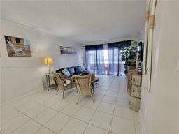 Picture of 1980 S Ocean Dr # 2C, Hallandale Beach, FL 33009