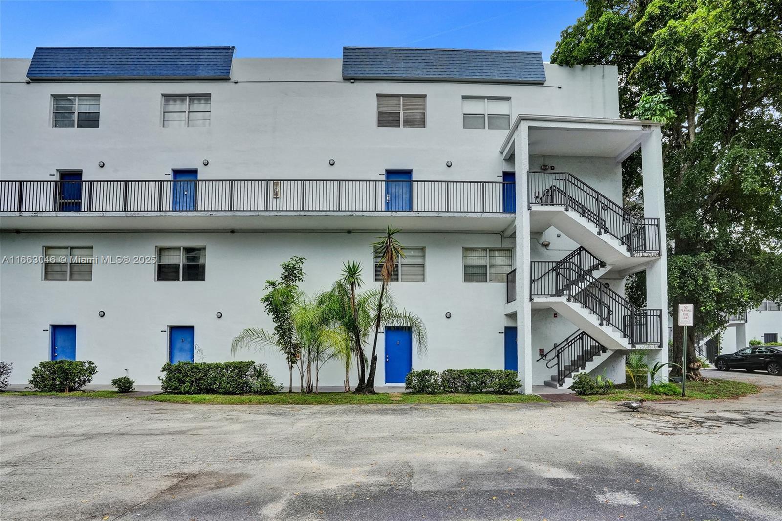 Picture of 7561 NW 16Th St # 2302, Plantation, FL 33313
