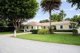 Picture of 8305 SW 171St St, Palmetto Bay, FL 33157
