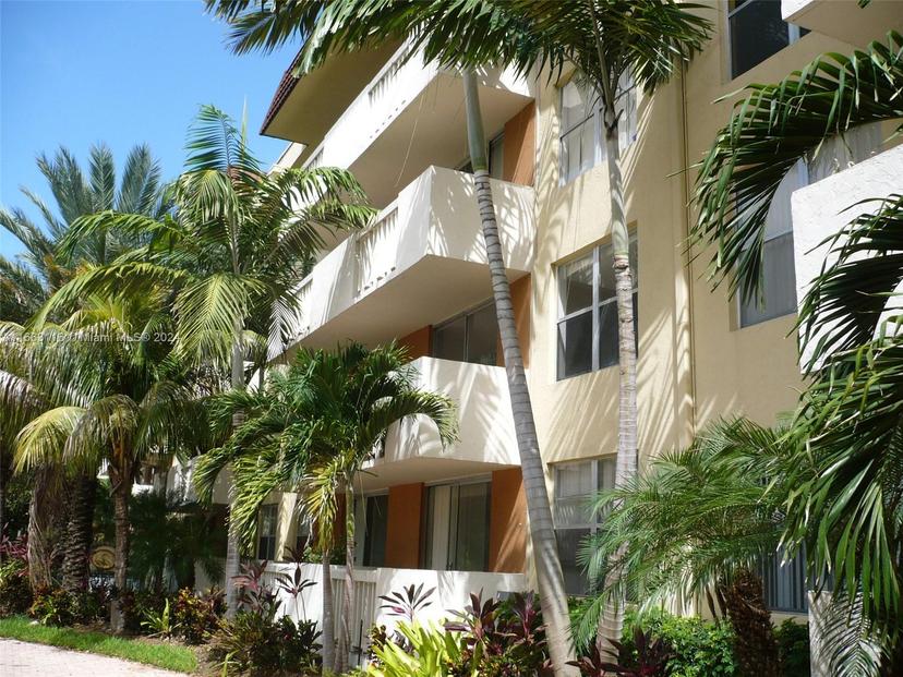 Picture of 1800 Sans Souci Blvd # 225, North Miami FL 33181