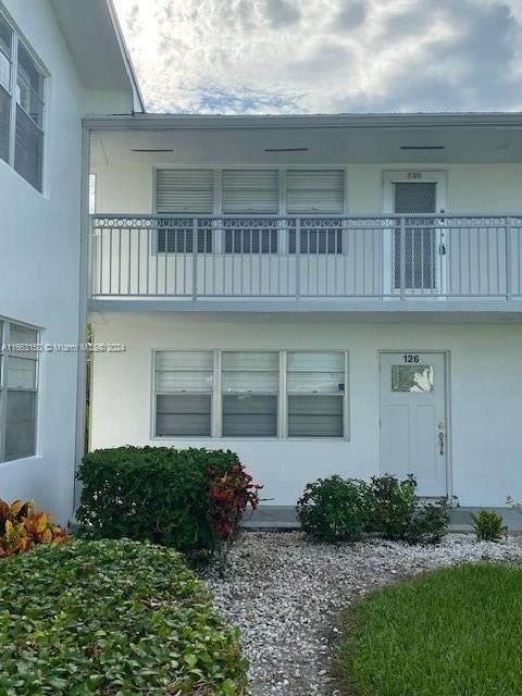 Picture of 126 Sheffield F # 126, West Palm Beach, FL 33417