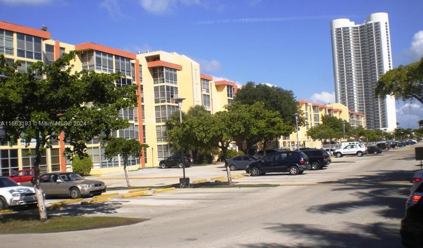 Picture of 200 172Nd St # 511, Sunny Isles Beach FL 33160