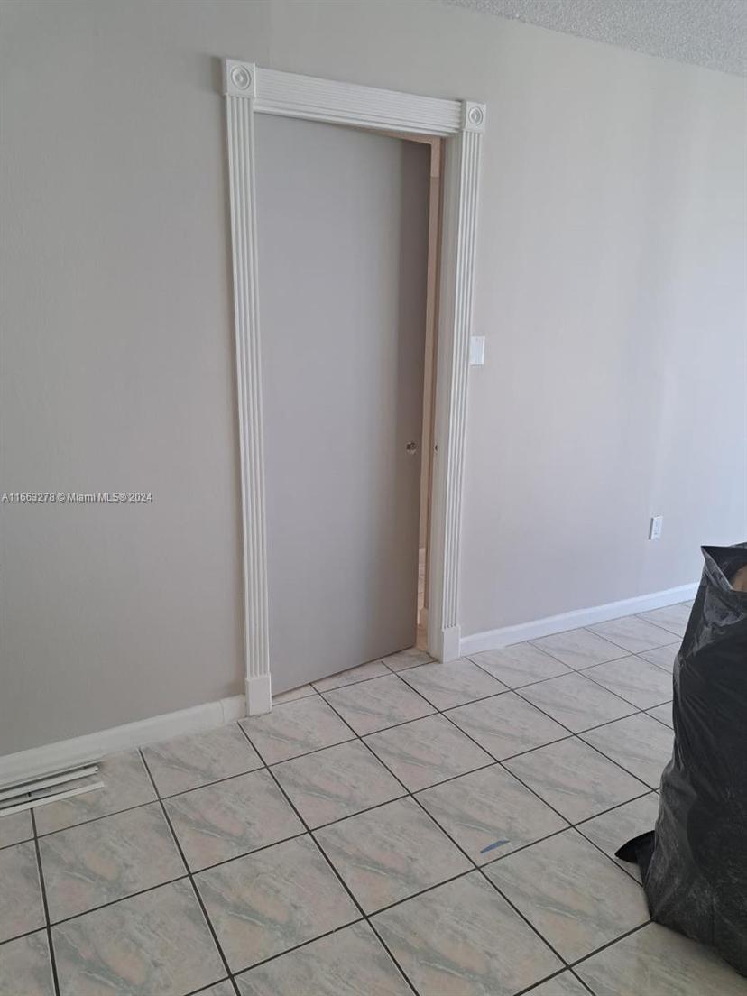 Picture of 18061 Biscayne Blvd # 702, Aventura FL 33160