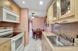 Picture of 17090 NE 14Th Ave # 209, North Miami Beach, FL 33162