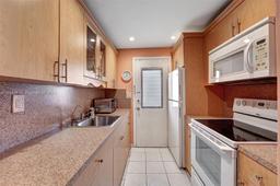 Picture of 17090 NE 14Th Ave # 209, North Miami Beach, FL 33162