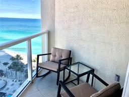 Picture of 16699 Collins Ave # 1705, Sunny Isles Beach, FL 33160