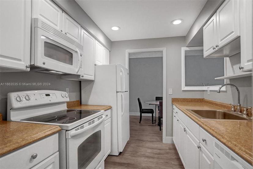 Picture of 400 N Riverside Dr # 214, Pompano Beach FL 33062