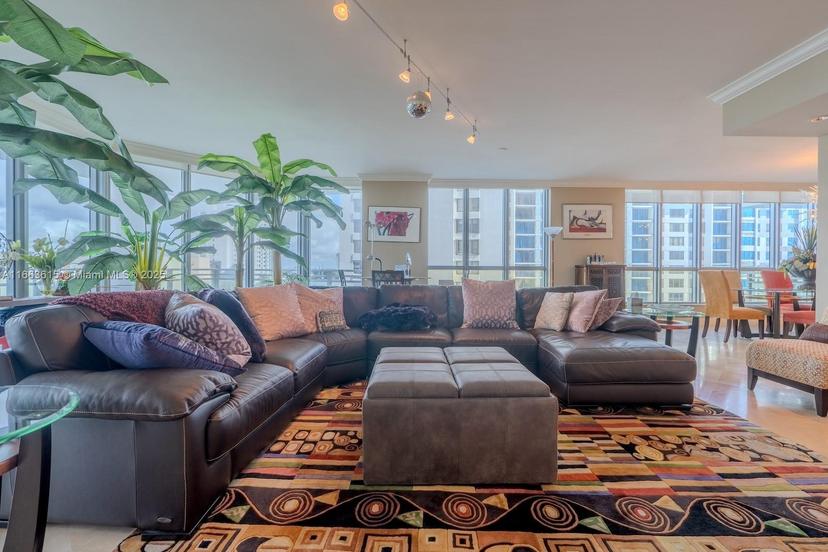 Picture of 3535 S Ocean Dr # 506, Hollywood FL 33019
