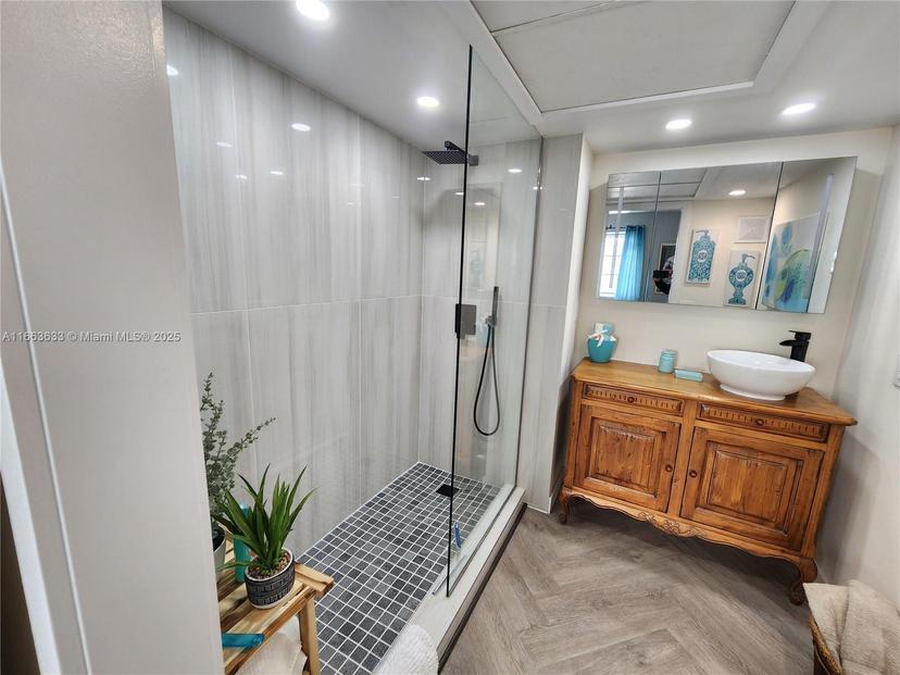 Picture of 659 W Oakland Park Blvd # 218C, Oakland Park FL 33311