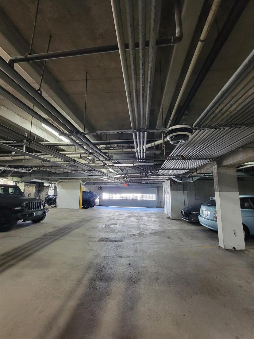 Picture of 7728 Collins Ave # 4, Miami Beach FL 33141
