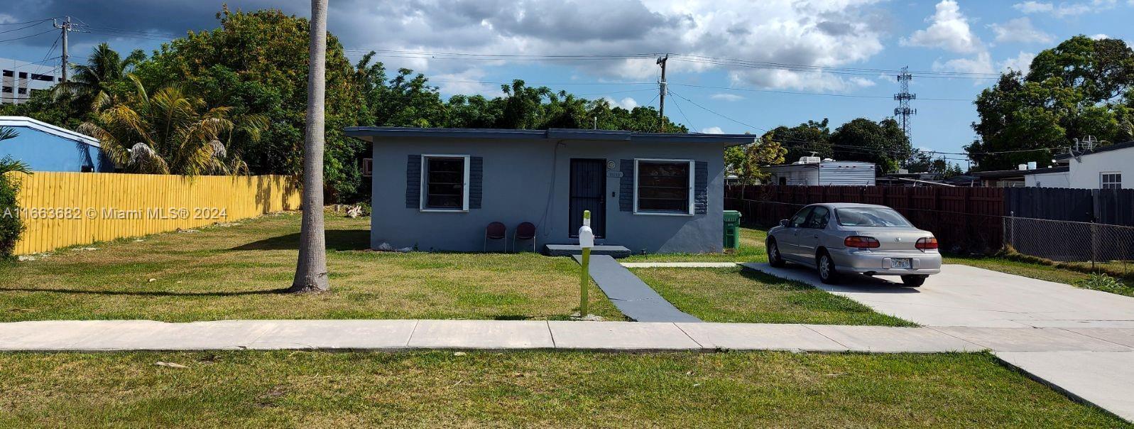 Picture of 10310 SW 183Rd St, Miami, FL 33157