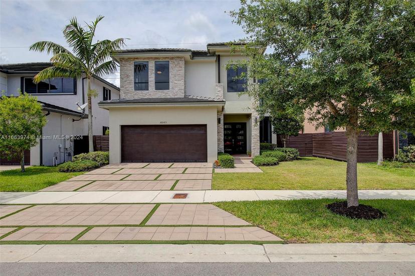 Picture of 16065 SW 136Th Ter, Miami FL 33196