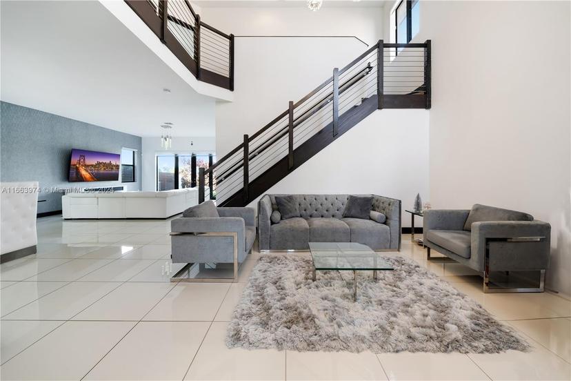 Picture of 16065 SW 136Th Ter, Miami FL 33196