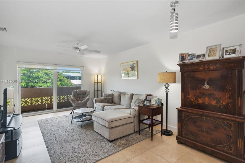 Picture of 14500 SW 88Th Ave # 263, Palmetto Bay FL 33176