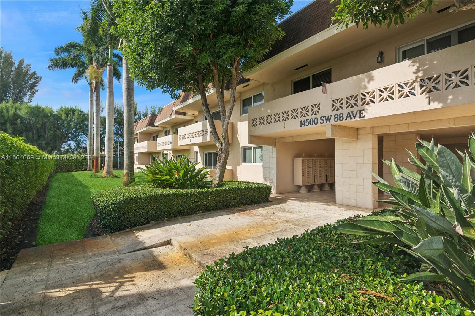 Picture of 14500 SW 88Th Ave # 263, Palmetto Bay, FL 33176