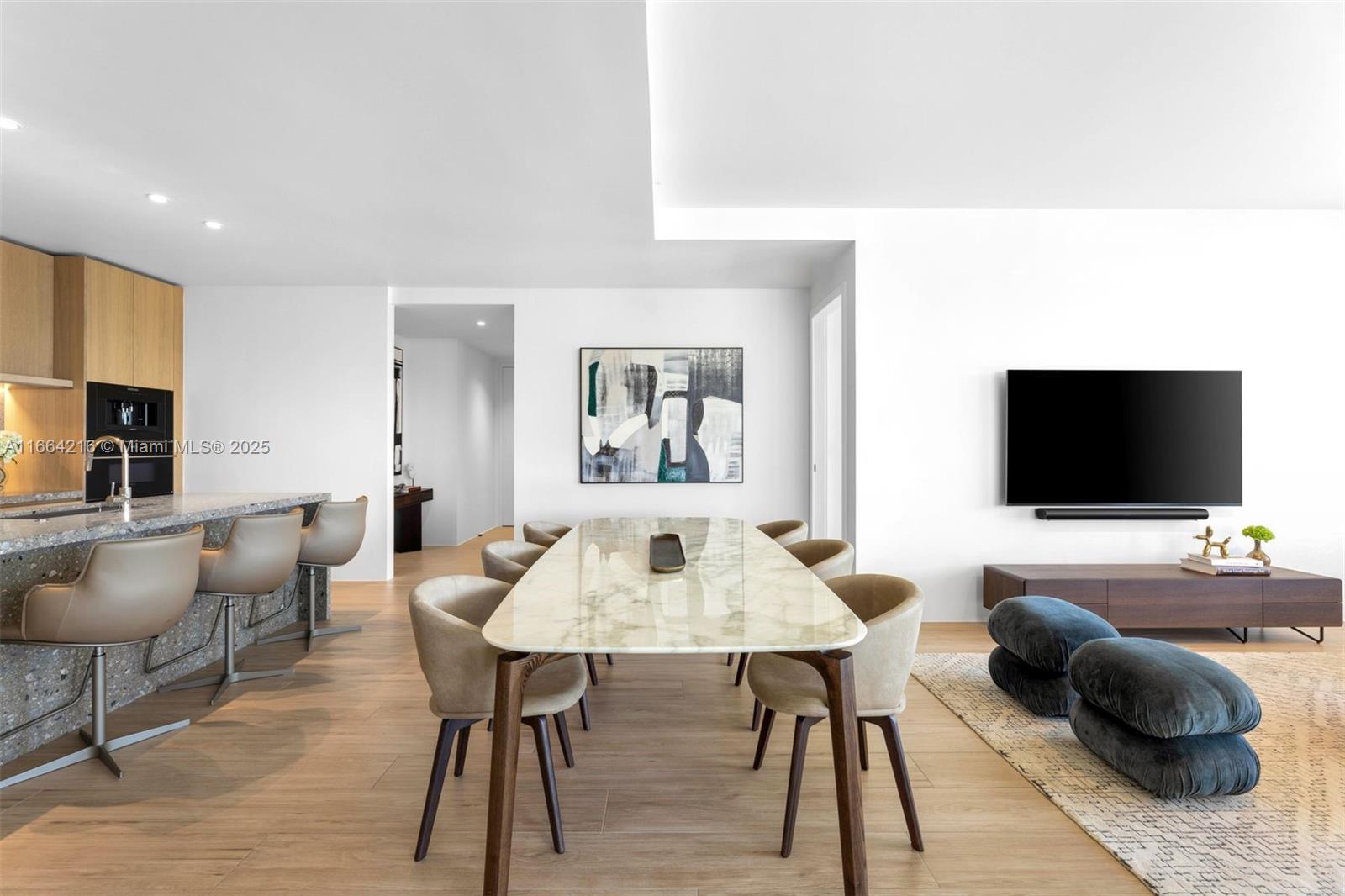 Picture of 8701 Collins Ave # 306, Miami Beach, FL 33154