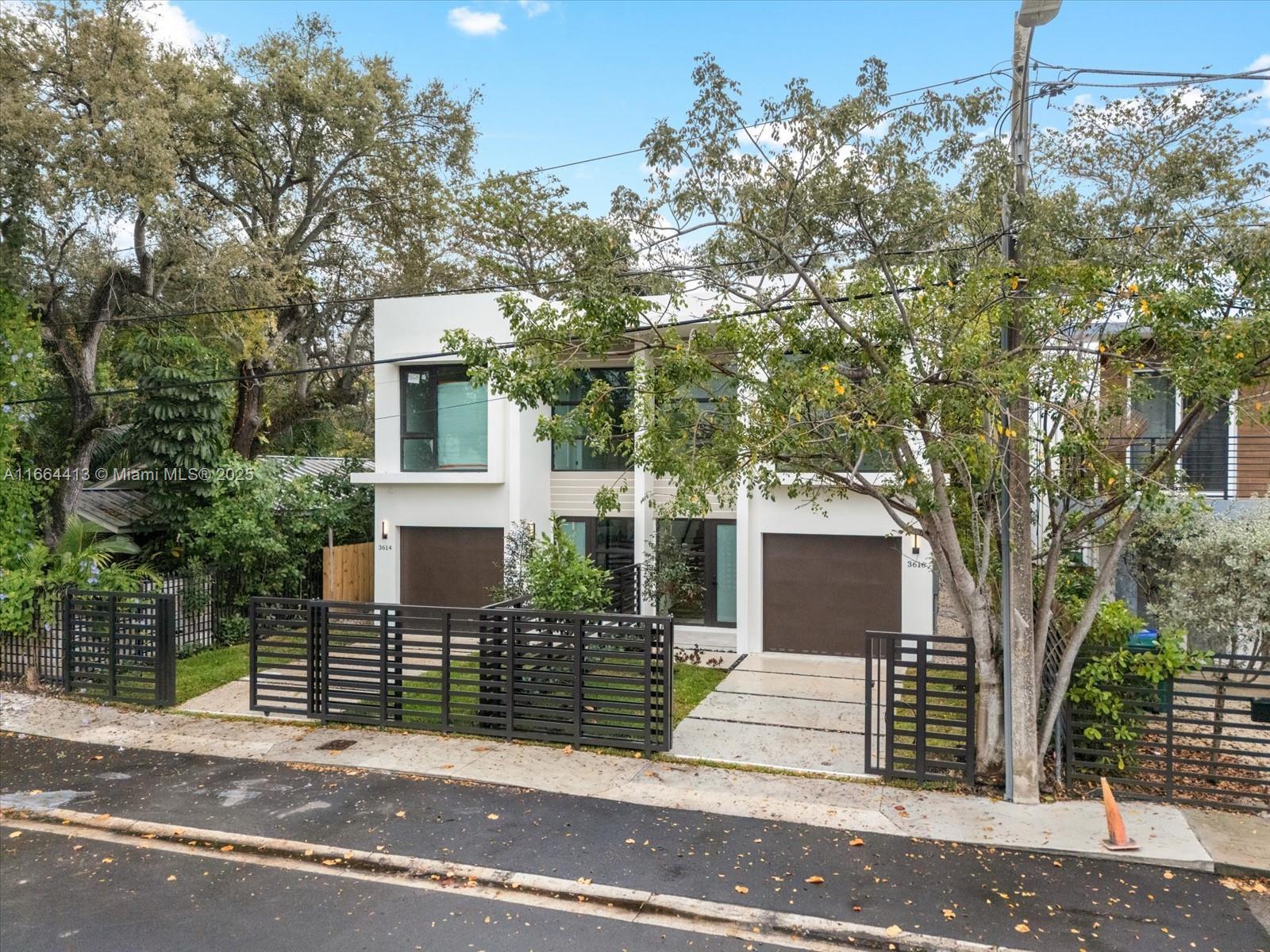 Picture of 3616 Thomas Ave, Miami, FL 33133
