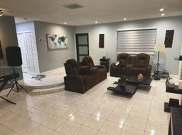 Picture of 565 W 76Th St, Hialeah, FL 33014