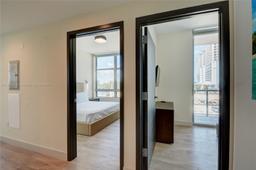 Picture of 777 N Ocean Dr # N331, Hollywood, FL 33019