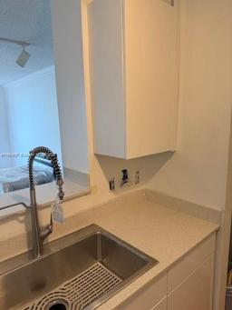 Picture of 1919 Van Buren St # 516A, Hollywood, FL 33020