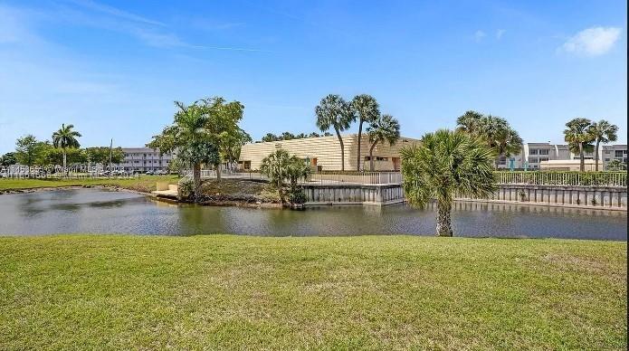 Picture of 8100 Sunrise Lakes Blvd # 205, Sunrise FL 33322