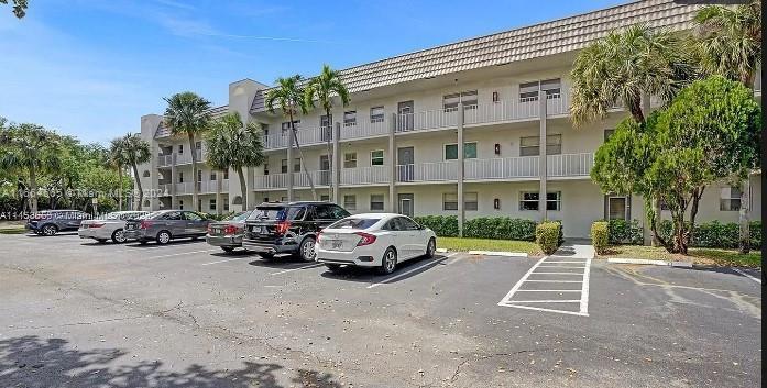 Picture of 8100 Sunrise Lakes Blvd # 205, Sunrise FL 33322