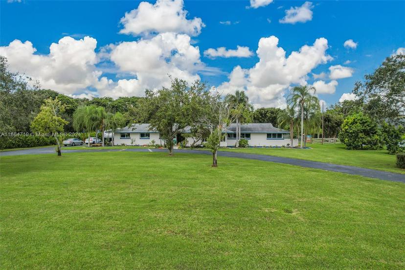 Picture of 17421 SW 300Th St, Homestead FL 33030