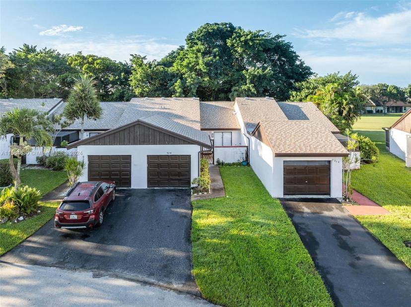 Picture of 9234 Wedgewood Ln # D7, Tamarac FL 33321