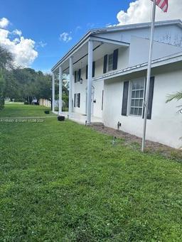 Picture of 8901 SW 88Th St, Miami, FL 33176