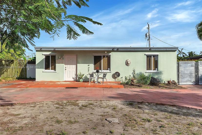 Picture of 10045 SW 51St Ter, Miami FL 33165