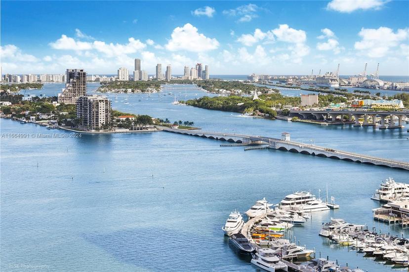 Picture of 488 NE 18Th St # 2308, Miami FL 33132