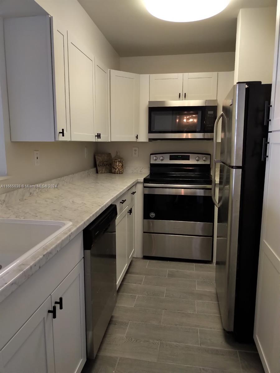 Picture of 10700 SW 108Th Ave # C416, Miami, FL 33176