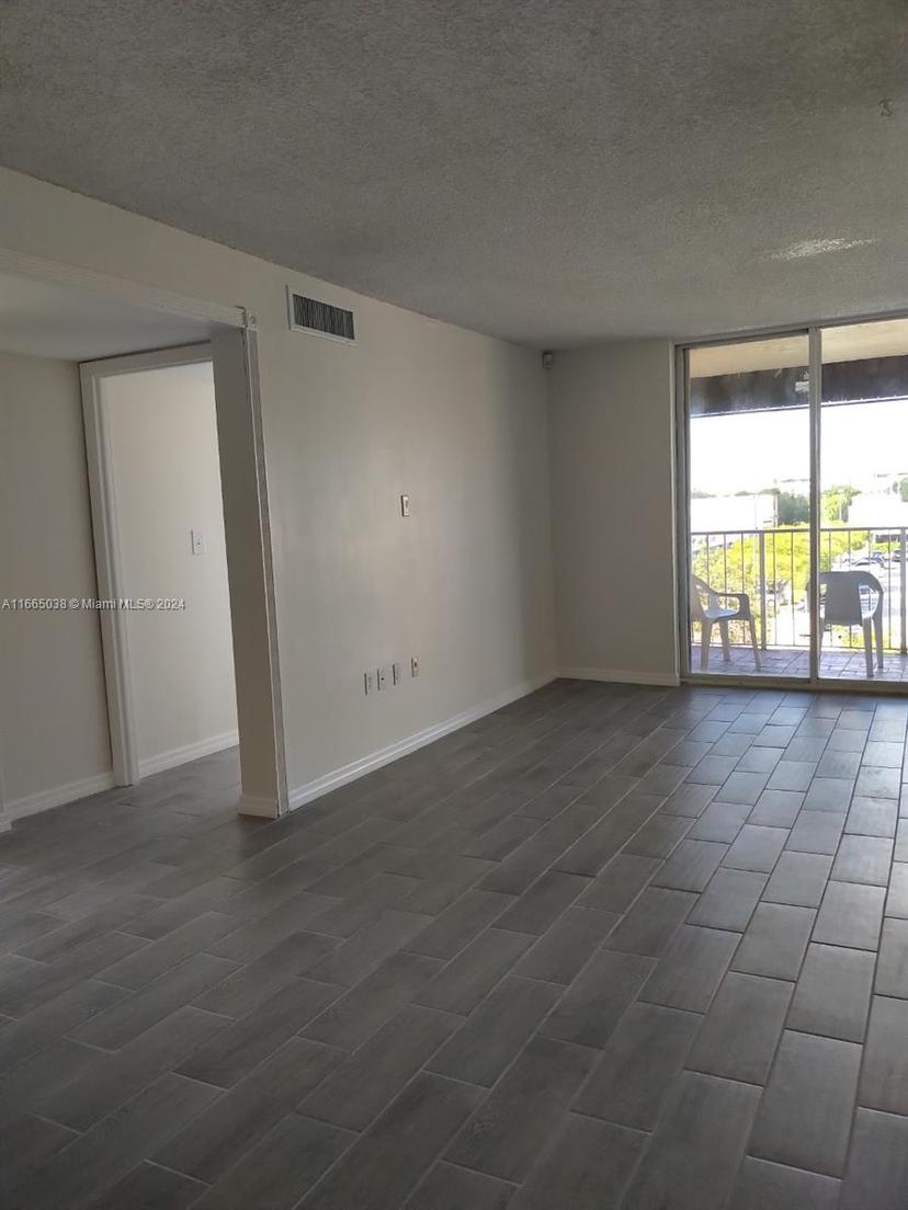 Picture of 10700 SW 108Th Ave # C416, Miami FL 33176