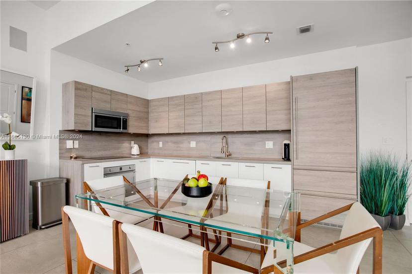 Picture of 400 N Sunny Isles Blvd # 116, Sunny Isles Beach FL 33160