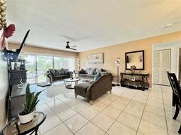Picture of 6716 Brookline Dr # 6716, Hialeah, FL 33015