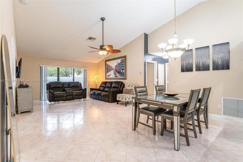 Picture of 7037 Marlberry Ln, Tamarac FL 33321
