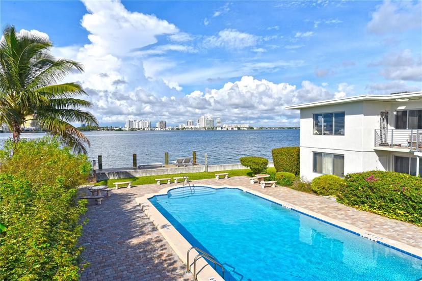 Picture of 2250 Bay Dr # 17, Miami Beach FL 33141
